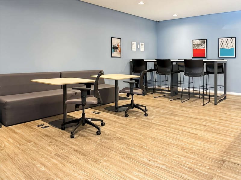 Regus - Rua Estevão de Mendonça, 830 Quilombo image 5