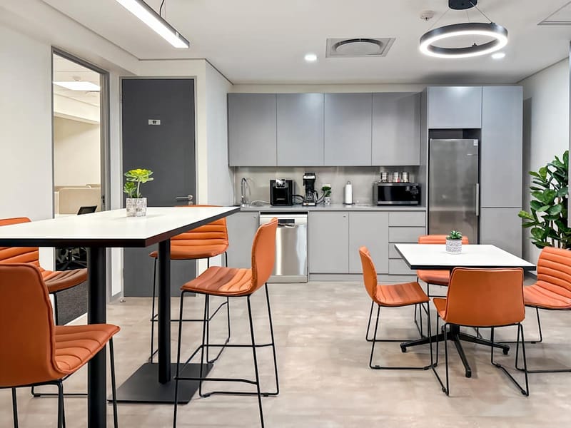 Regus - First Floor, Waterside Shopping Centre,Erf 21439 image 6