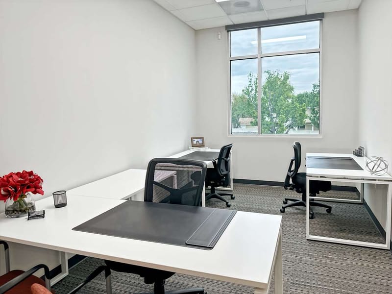 Regus - 980 W. 6th Street,1st & 2nd Floor image 11