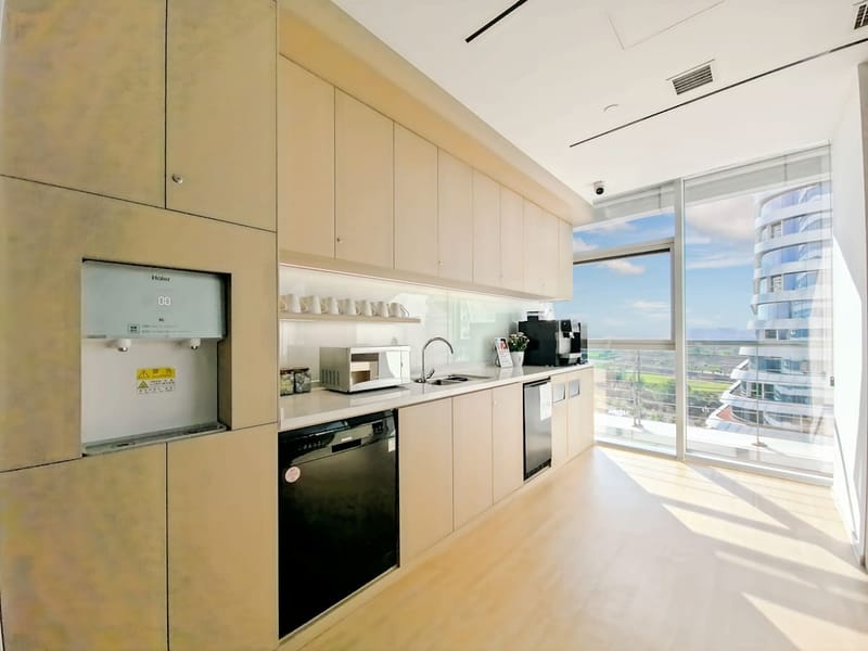 Regus - No. 668 Gaoxin Avenue, Hongshan District,Wuhan, Hubei Province,12F, Optics Valley Financial Centre image 6