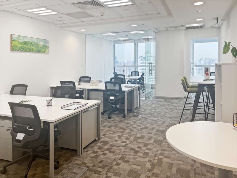 Regus - 28/F, Huaihai Plaza,No. 1045 Middle Huihai Road,Xuhui District image 12