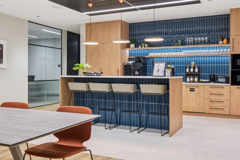 Industrious (Managed 225 - 450 sqft) - 24 Chiswell Street, EC1Y 4TY - Moorgate image 5