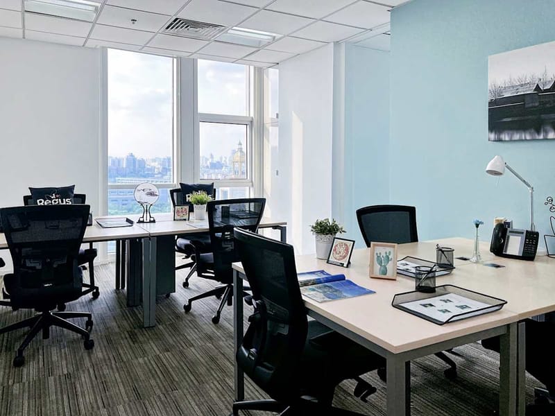 Regus - No.1 Binjiang Ave.,11F, Block 1, Golden Valley Centre,Heping District image 8