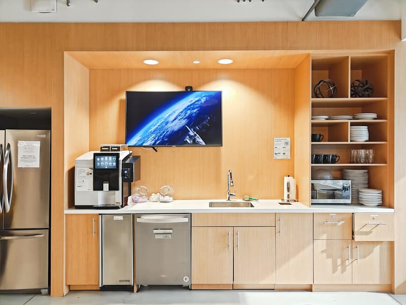 Regus - 130 King Street West,Exchange Tower, Suite 1900 image 6