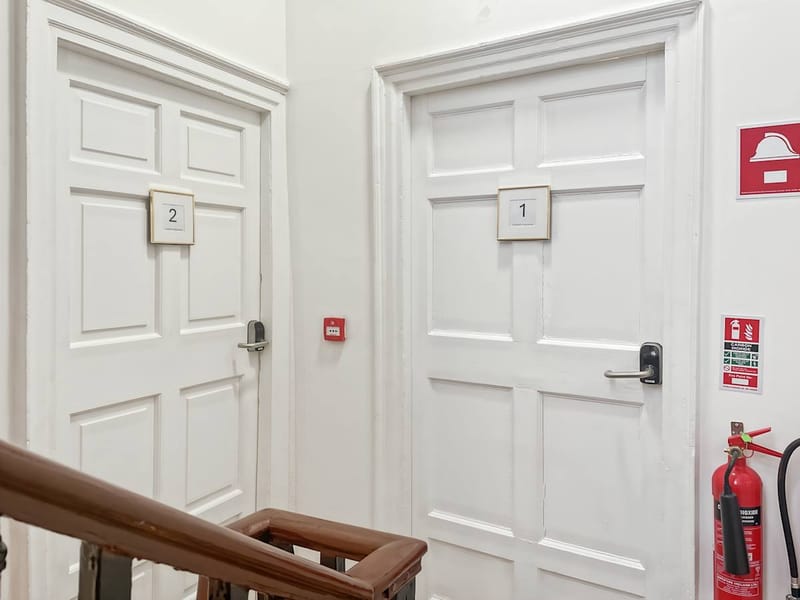 Hq - 24 O’Connell Street image 4