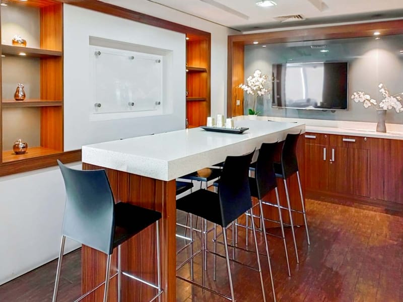 Regus - Los Militares 4777, 21st Floor,Las Condes image 6