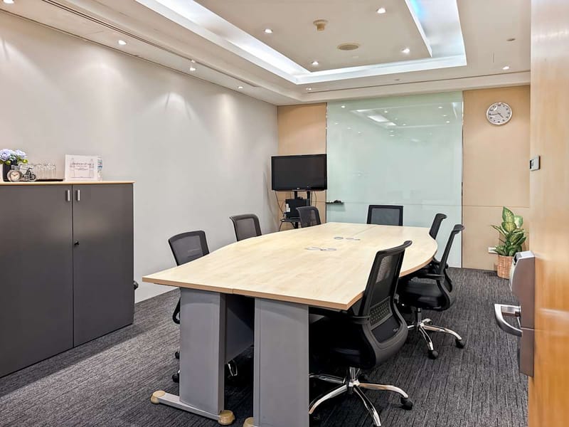 Regus - 36/F CRC Tower,All Seasons Place,87/2 Wireless Road, Phatumwan image 10