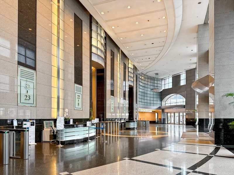 Regus - 36/F CRC Tower,All Seasons Place,87/2 Wireless Road, Phatumwan image 2