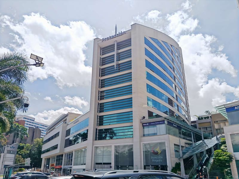 Regus - Torre Proteccion, Cra 43 a #1-50,Torre 1, 06th Floor, oficina 652 image 13