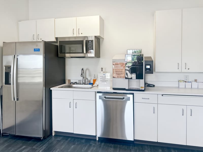Hq - 106 York Way image 8
