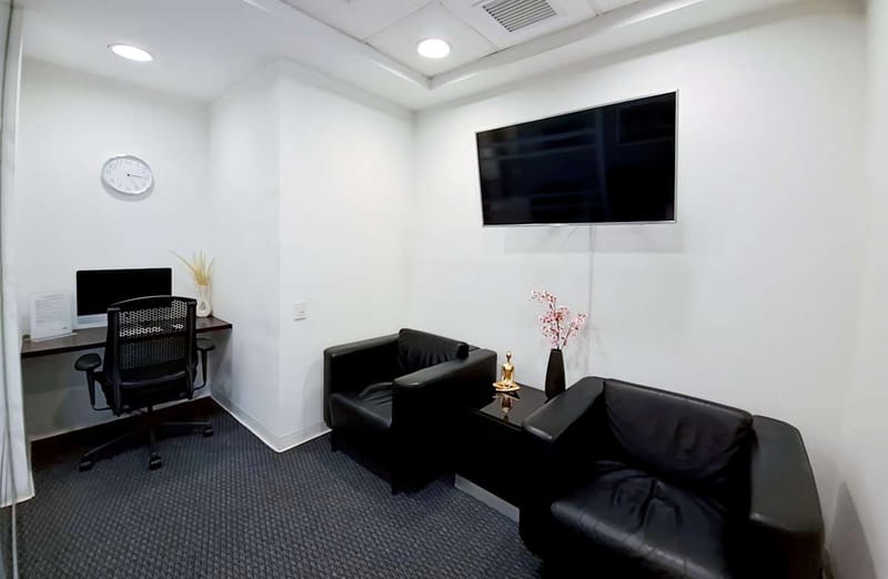 Regus - Calle Dean Valdivia 148,Edif. Platinum Plaza I,piso 11 San Isidro image 9