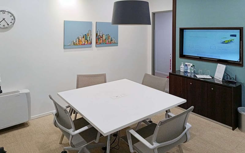 Regus - Via Dante 16,Quartiere Castello image 9