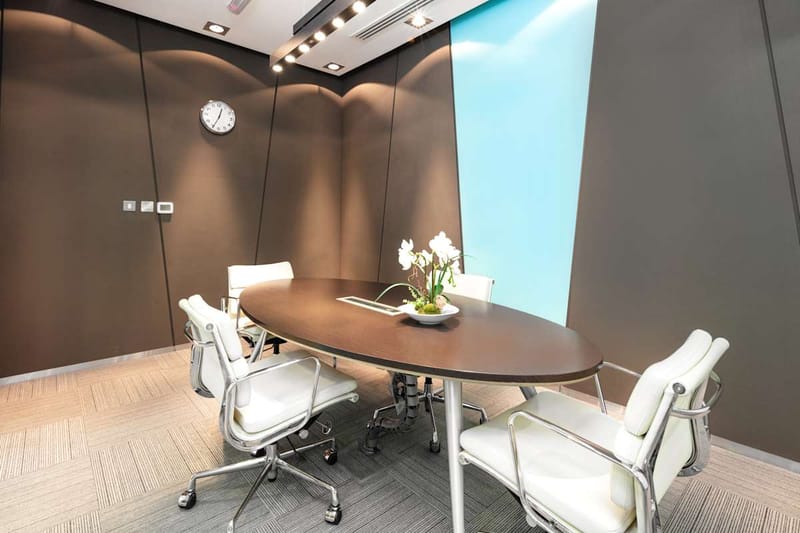 Regus - 63 Airport Road, 1st Floor,Umm Ghuwailina Zone 27 image 3