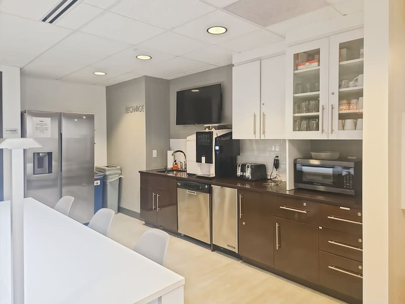 Regus - 200 Union Boulevard,Suite 200 image 6