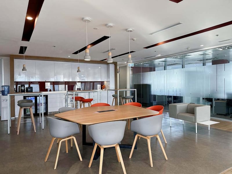 Regus - 6813 Ayala Avenue / HV Dela Costa Street,41st Floor, GT Tower image 6