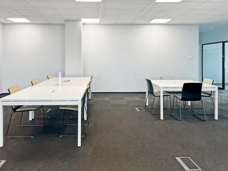 Regus - Robotnicza 42A image 8
