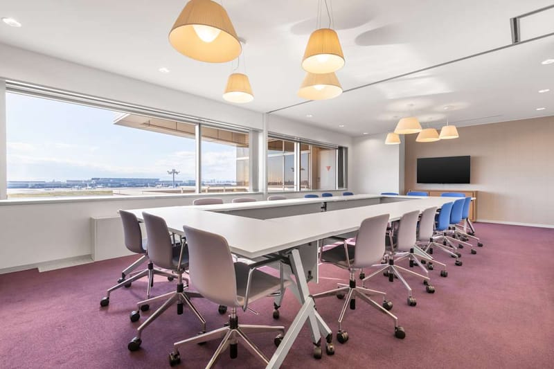 Regus - 3-3-2 Haneda Airport,5F Haneda Airport Passenger Terminal 1 Market Place,Ota-ku image 3