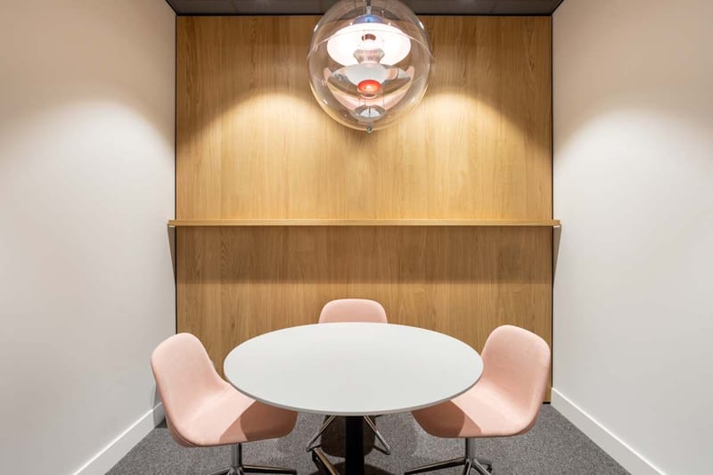 Spaces - Terminal 1,Evert van de Beekstraat 202 image 2
