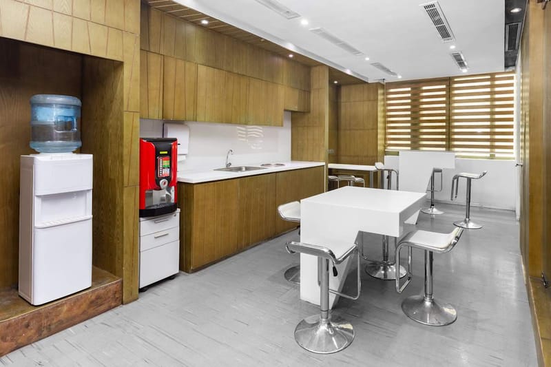 Regus - McLaren's Building,2nd Floor,No 123, Bauddhaloka Mawatha image 6