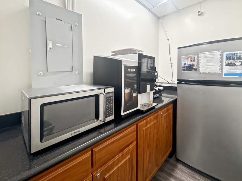 Regus - 468 N Camden Dr,2nd Floor image 7