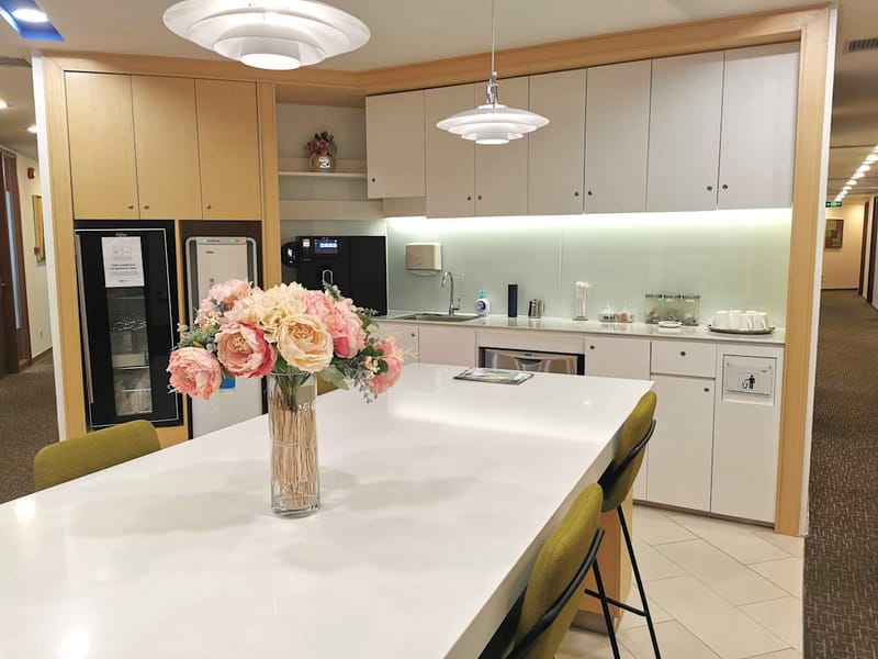 Regus - 208 Tianhe Road,13/F, Teem Tower,Tianhe District image 18