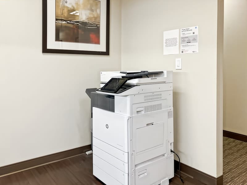 Regus - 100 Bull Street,Downtown, Suite 200 image 12