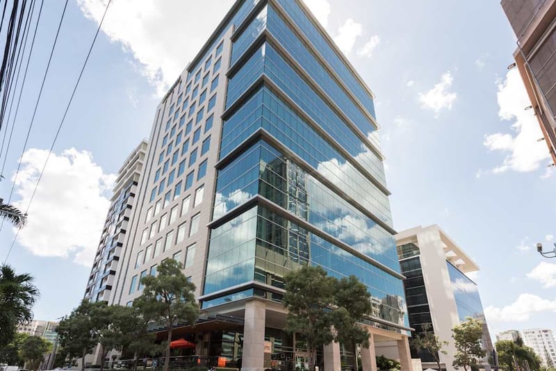 Regus - Rafael Augusto Sánchez No. 86, Piantini,Roble Corporate Center, 7th Floor image 2