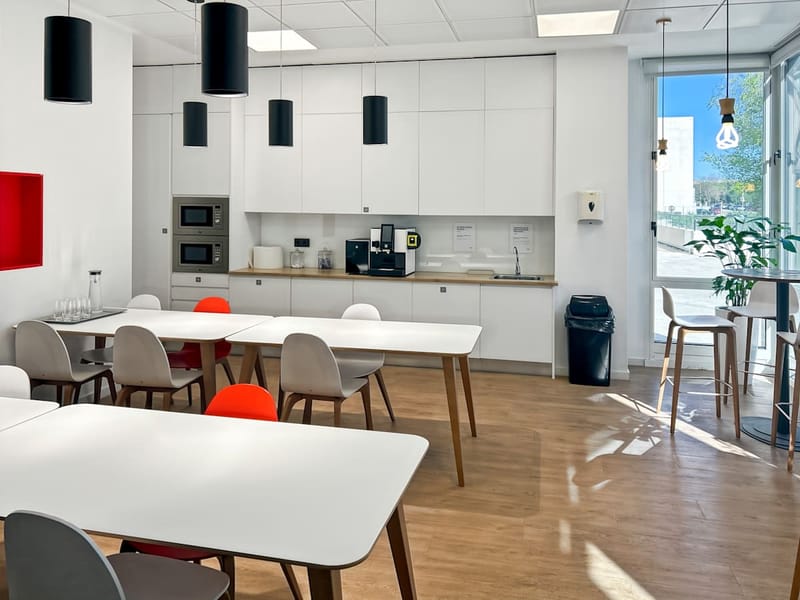 Regus - Calle Ribera de Loira 16 image 6