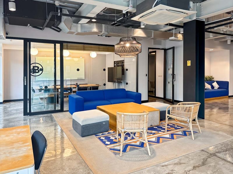 Spaces - No.1624, New Petchaburi Road, Makkasan, Ratchathewi,Suthi Building image 11