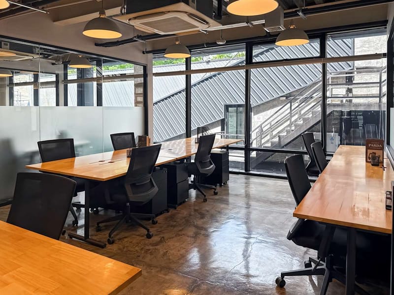 Spaces - No.1624, New Petchaburi Road, Makkasan, Ratchathewi,Suthi Building image 12