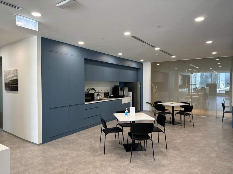 Regus - No. 4, 4/5 Central Tower, Rajdamri Road,12th Floor,Pathumwan image 6