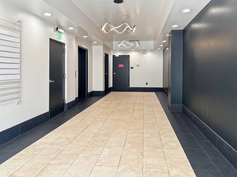 Regus - 525 Florida St,2nd & 3rd Floor image 27