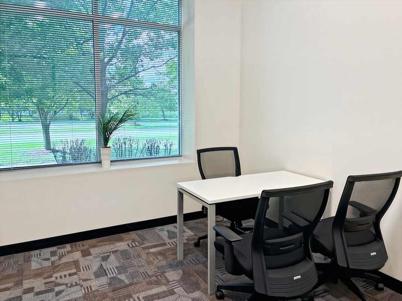Regus - 5400 Prairie Stone Parkway image 13