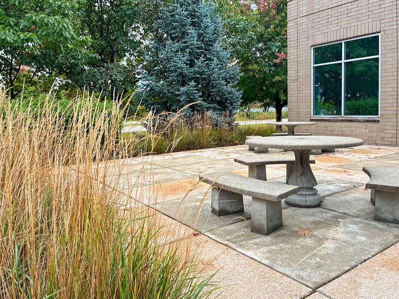 Regus - 5400 Prairie Stone Parkway image 14