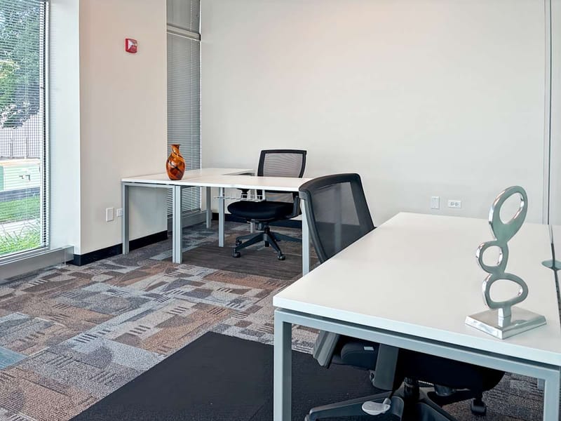 Regus - 5400 Prairie Stone Parkway image 5