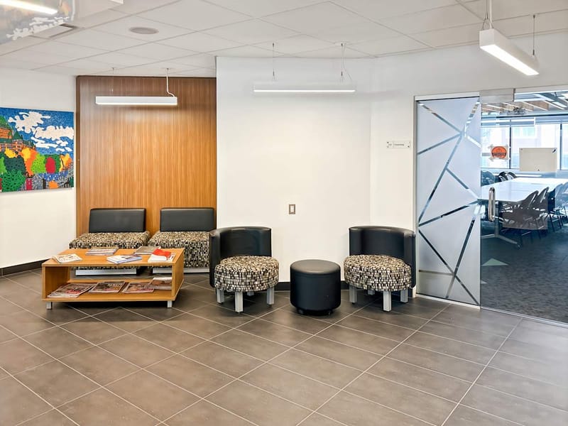 Hq - 3107 ave Des Hotels,1st Floor,Ste-Foy image 5