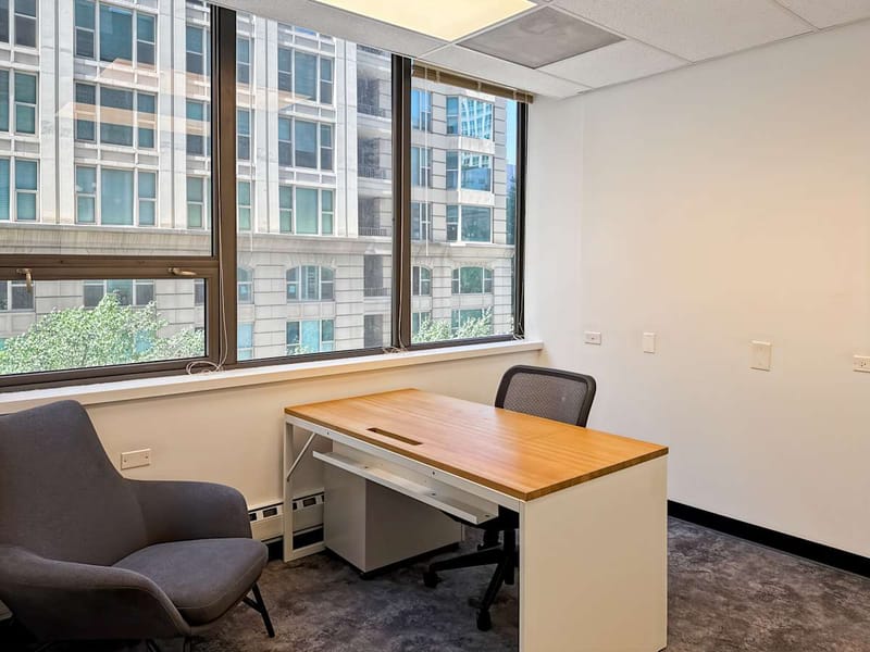Regus - 40 E Huron St,3rd Floor image 4