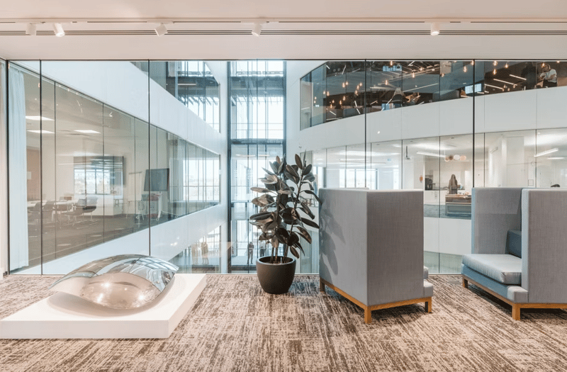 Made-re (Managed 3,595 sqft) - Kings Place - 90 York Way, N1 - King's Cross image 2