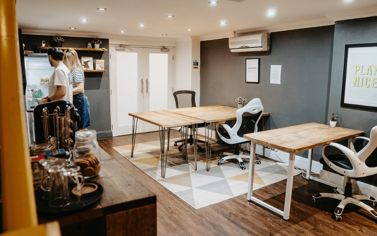 Space 282 - 282 Leigh Road, SS9 - Leigh-on-Sea image 5