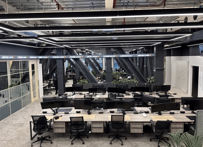 Made-re (Managed 8,246 sqft) - 2 London Wall Place, EC2 - Barbican image 2