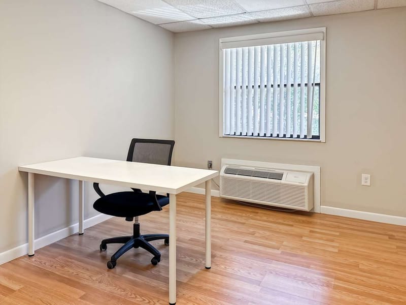 Hq - 452 Osceola Street image 4