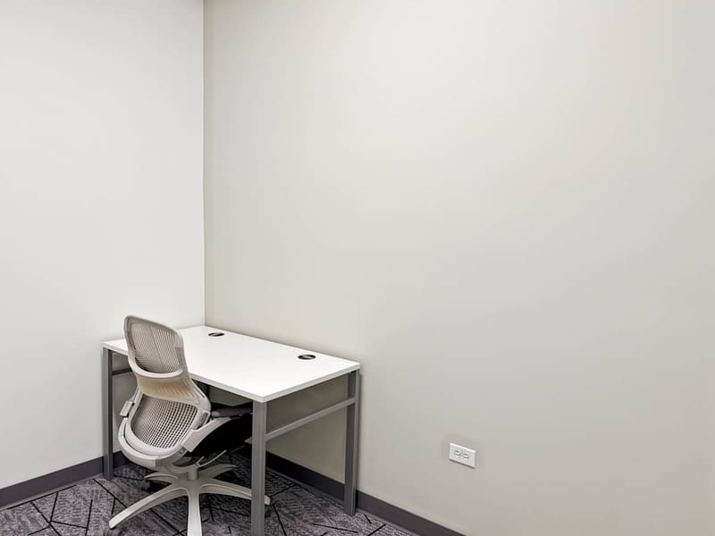Regus - 2828 N Clark St,3rd Floor image 7