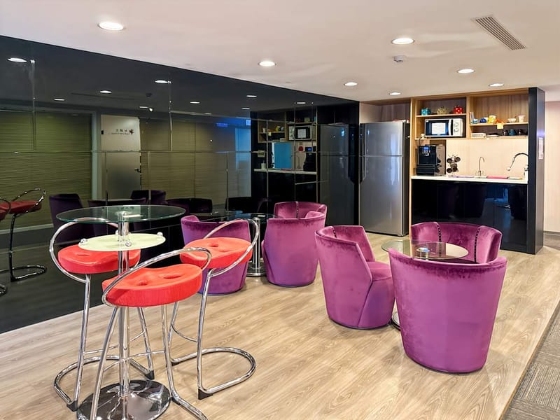 Regus - No. 83, Chong Qing South Road,6/F image 14