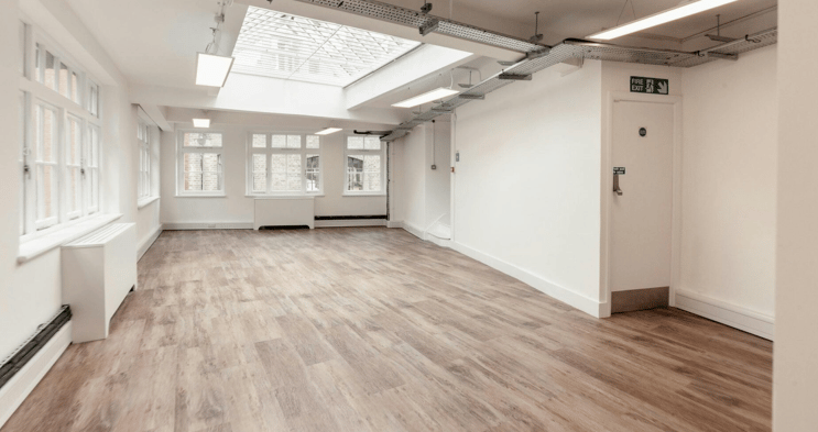 Workplace Plus (Managed 1,938 - 2,238 sqft) - 22-25 Eastcastle Street, W1W 8DE - Fitzrovia image 2