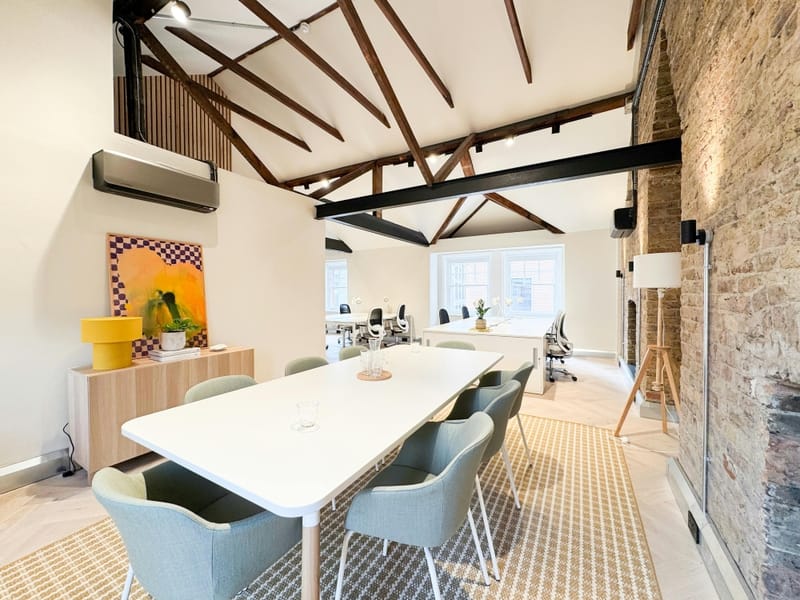 Workplace Plus (Managed 742 sqft) - 34-35 Eastcastle Street, W1W 8DW - Fitzrovia image 4
