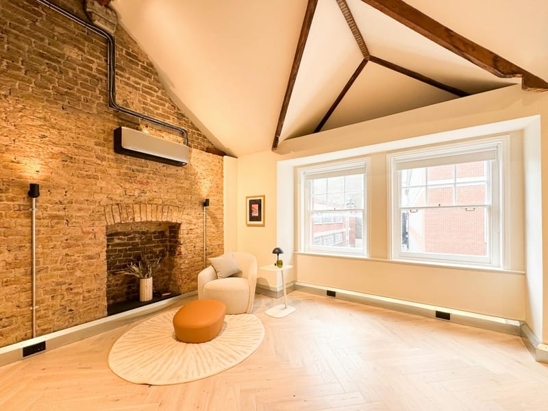 Workplace Plus (Managed 742 sqft) - 34-35 Eastcastle Street, W1W 8DW - Fitzrovia image 8