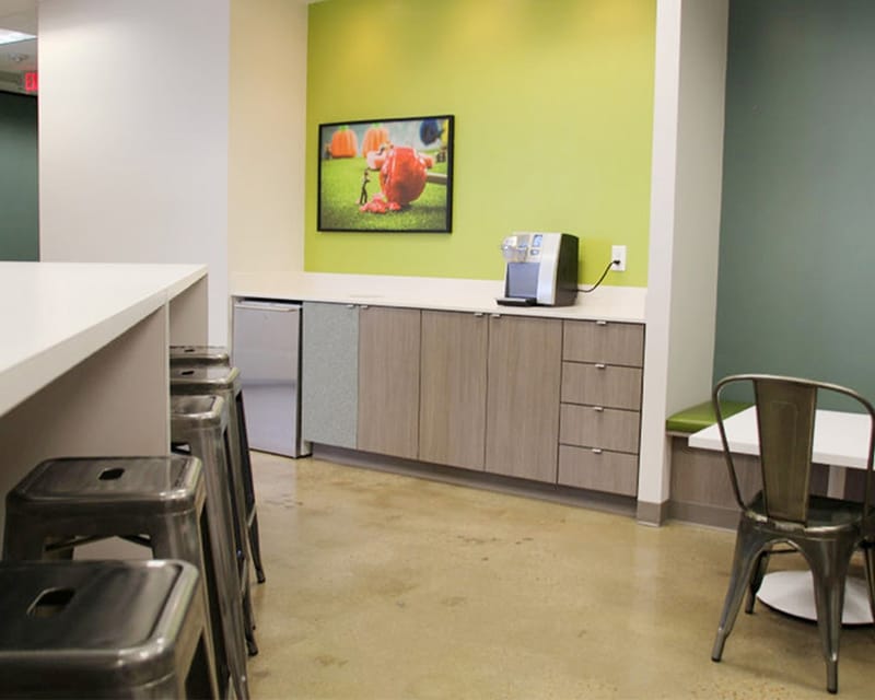 Boxer Workstyle - 6671 Southweast Freeway, 77074 - Houston, TX image 4