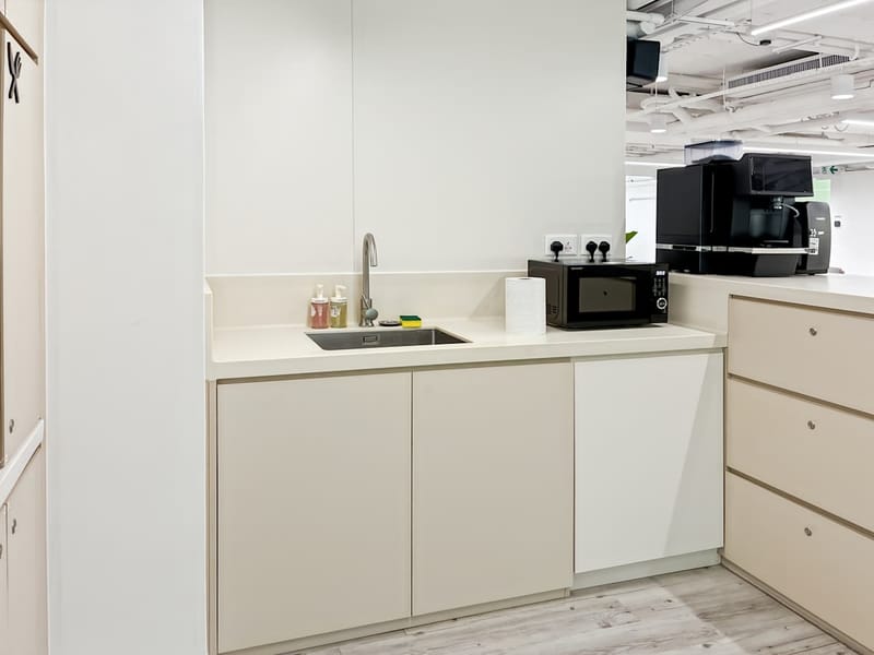 Regus - 33 Canton Road, Tsim Sha Tsui,20/F, China Hong Kong City Tower 3 image 6
