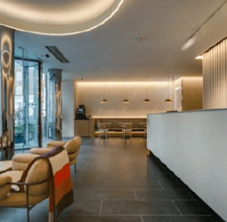 JLL (Managed 1,562 sqft) - 32 Cornhill, EC3V - Bank image 2