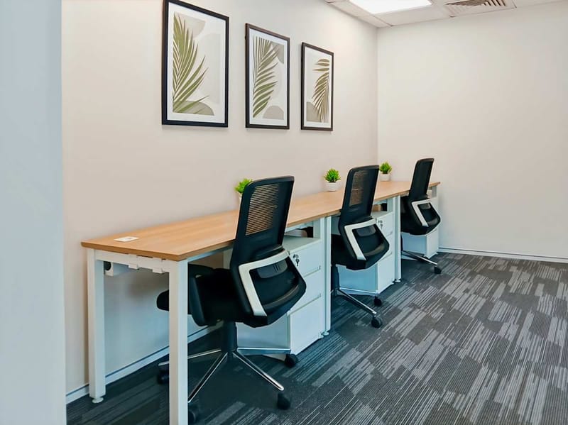 Regus - L-2A, Sector 18,Wave One image 4